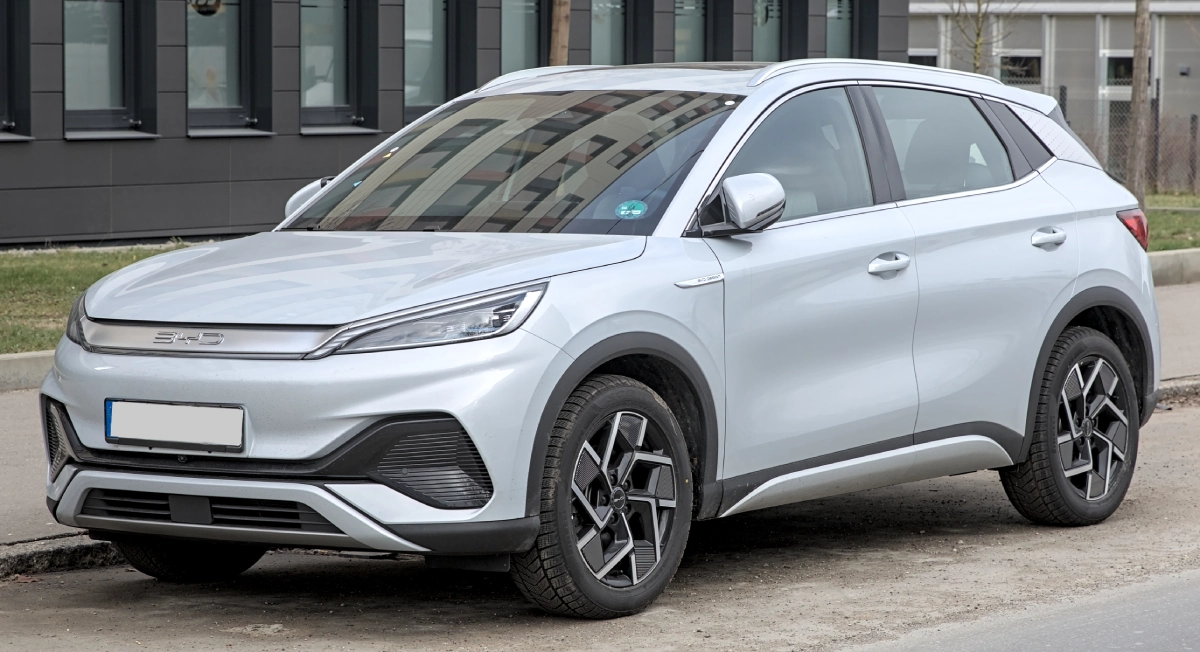 BYD Atto SUV 2023 EV photo